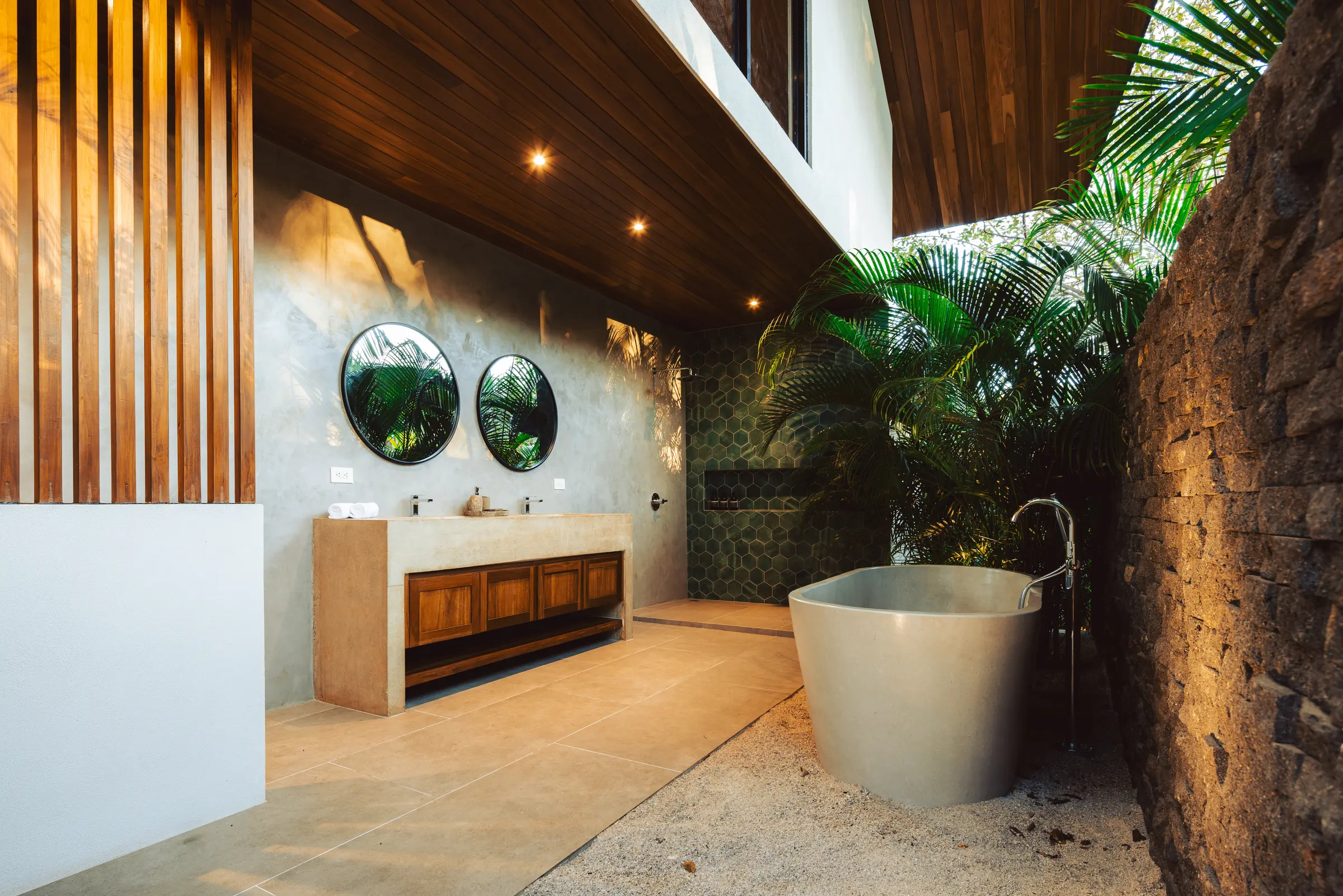 Room gallery image