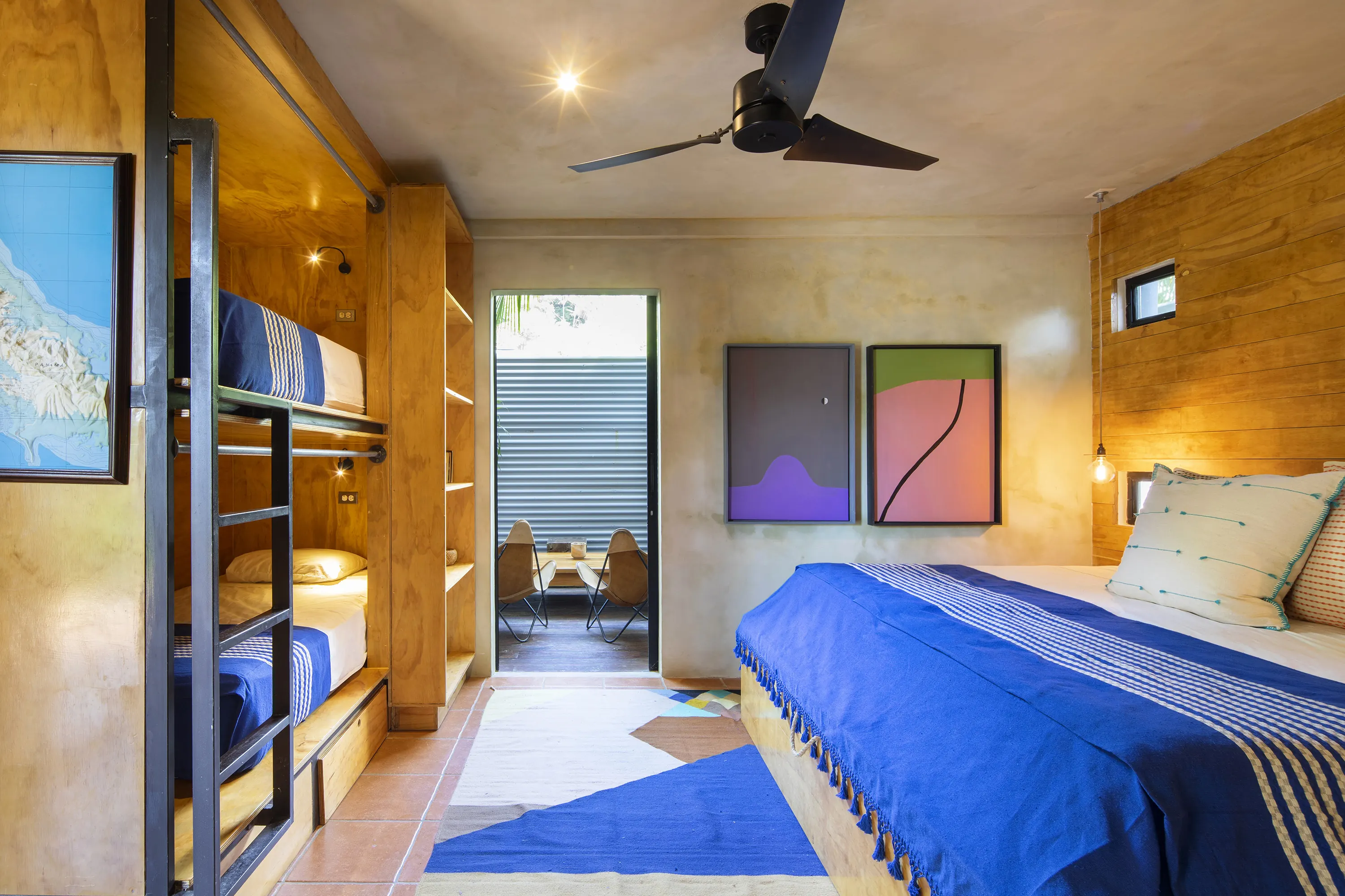 Room gallery image