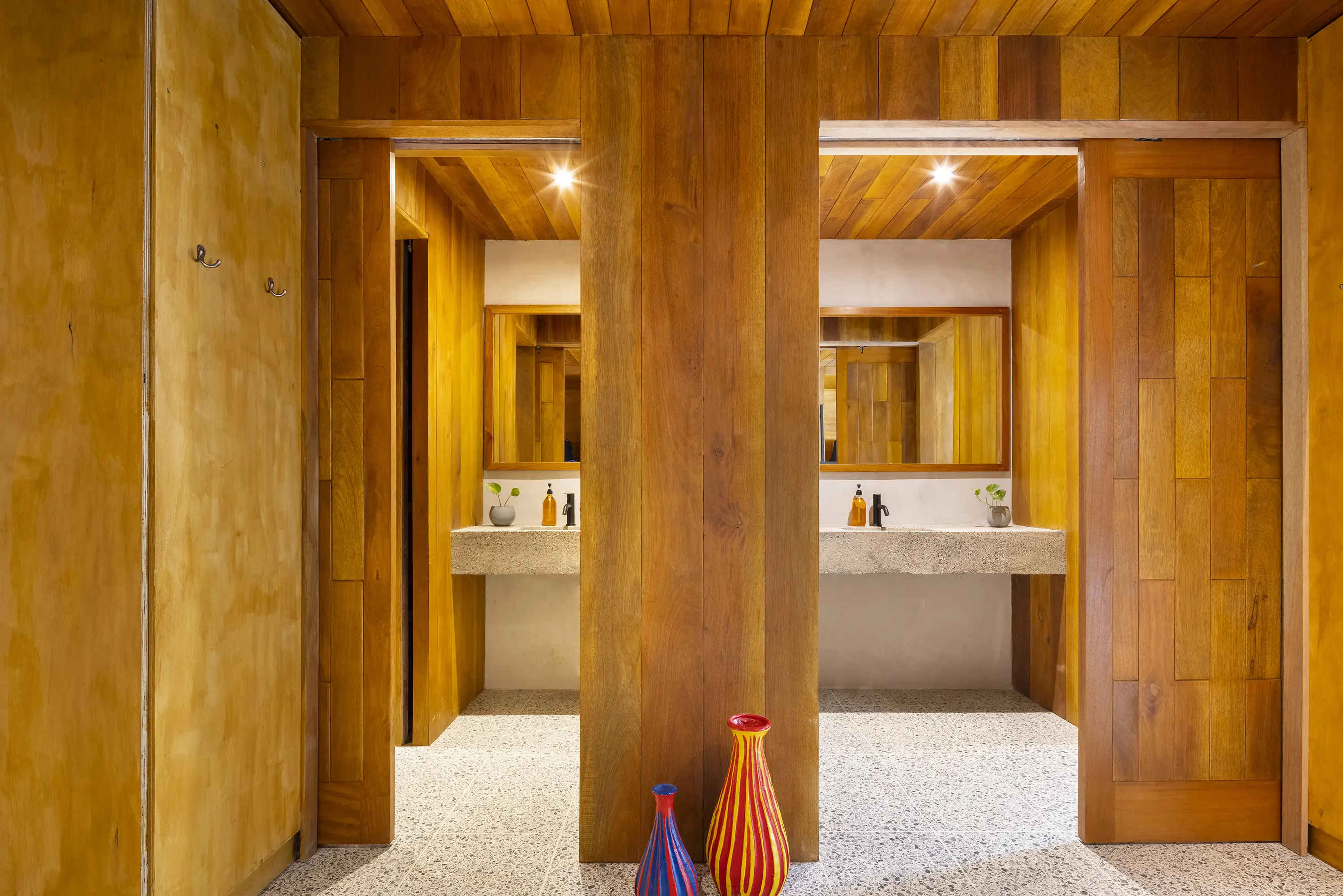 Room gallery image