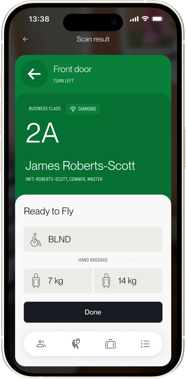 FLYP app scan result showing a passenger's seat, boarding door and hand baggage