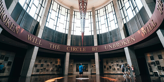 East Tennessee Attractions: A museum rotunda ringed with the inscription Will the Circle Be Unbroken.