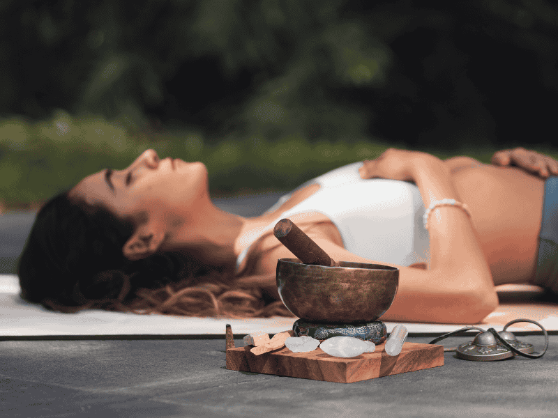 Yin yoga y sus beneficios en el control del colesterol