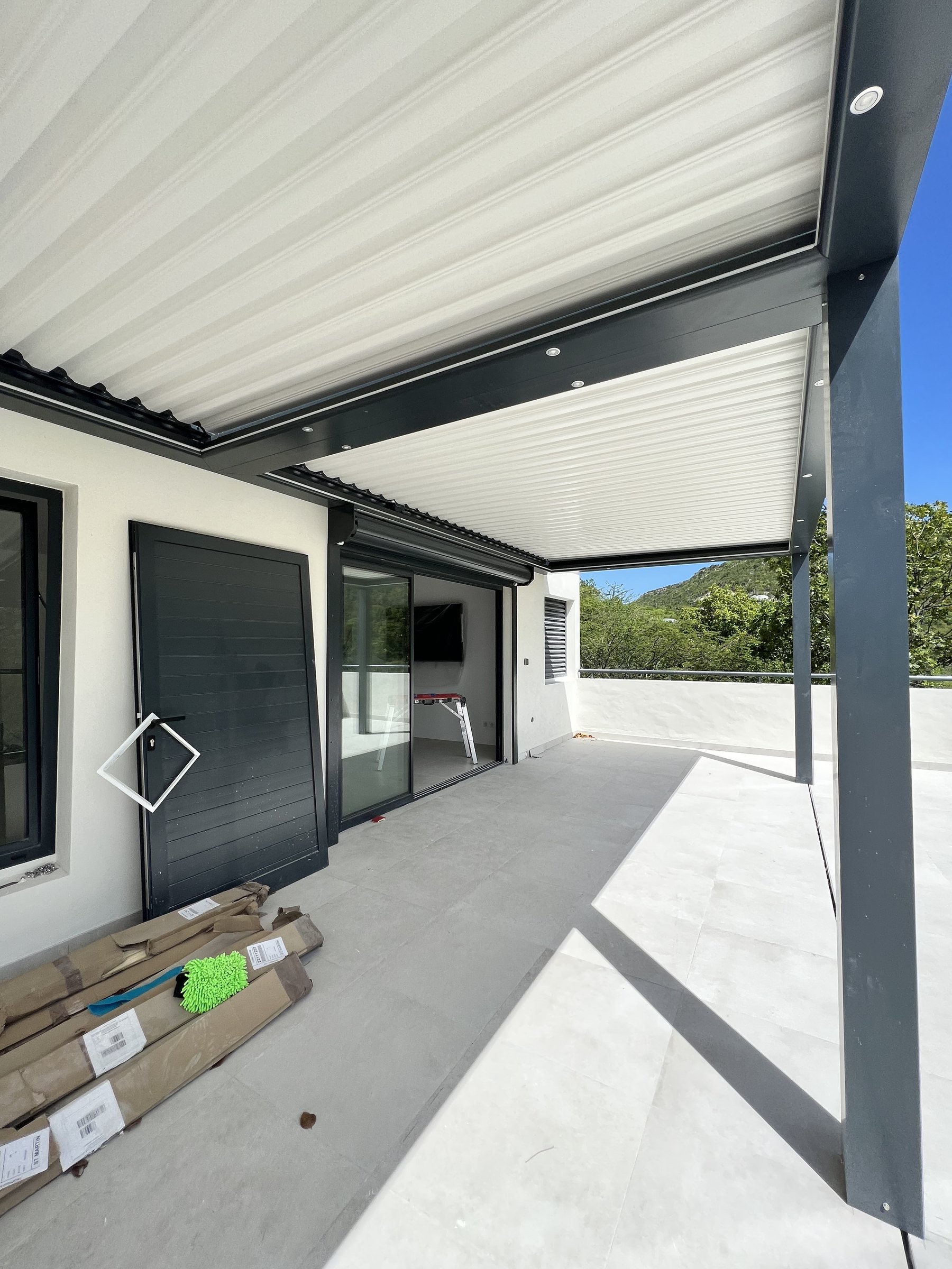 Résidence BO — la terrasse sous pergola