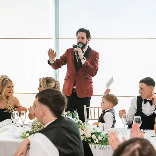 Wedding Breakfast & Speeches Wedding Breakfast & Speeches