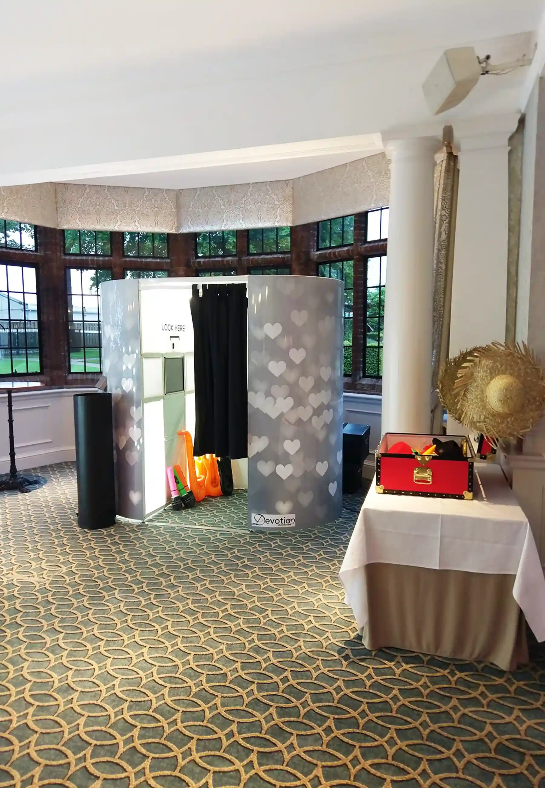 Wedding Photobooth Professionals