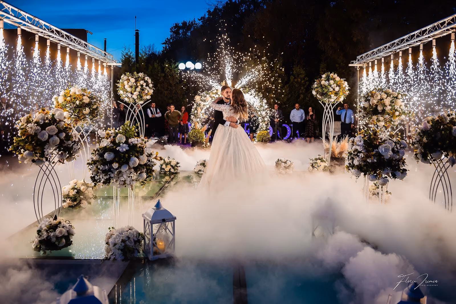 Podul de sticlă pe apă, Mariage D’or