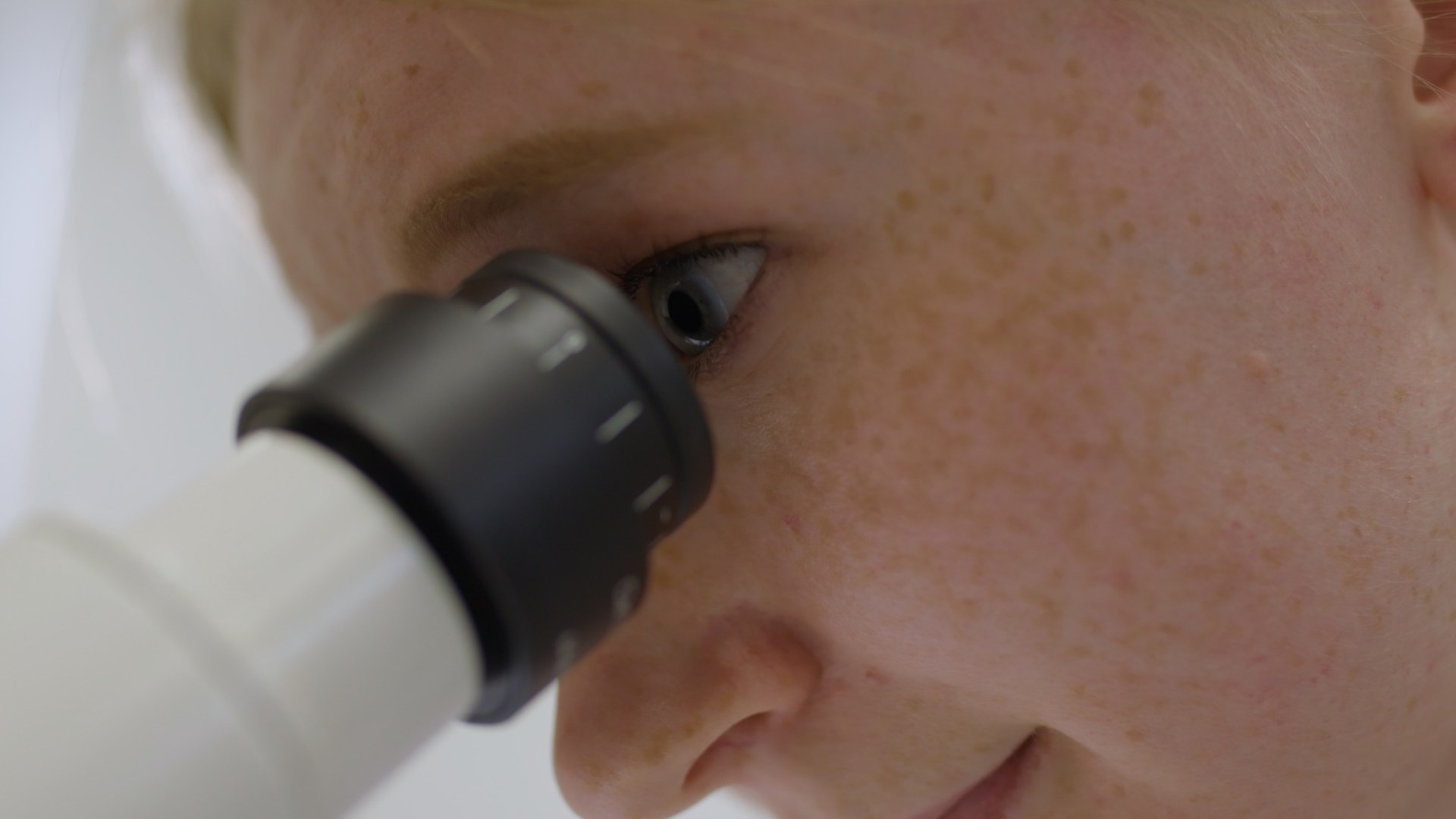 Onderzoek door de microscoop