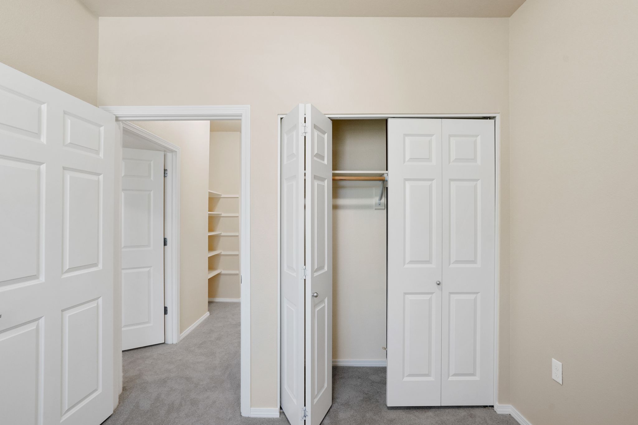 Apt 10