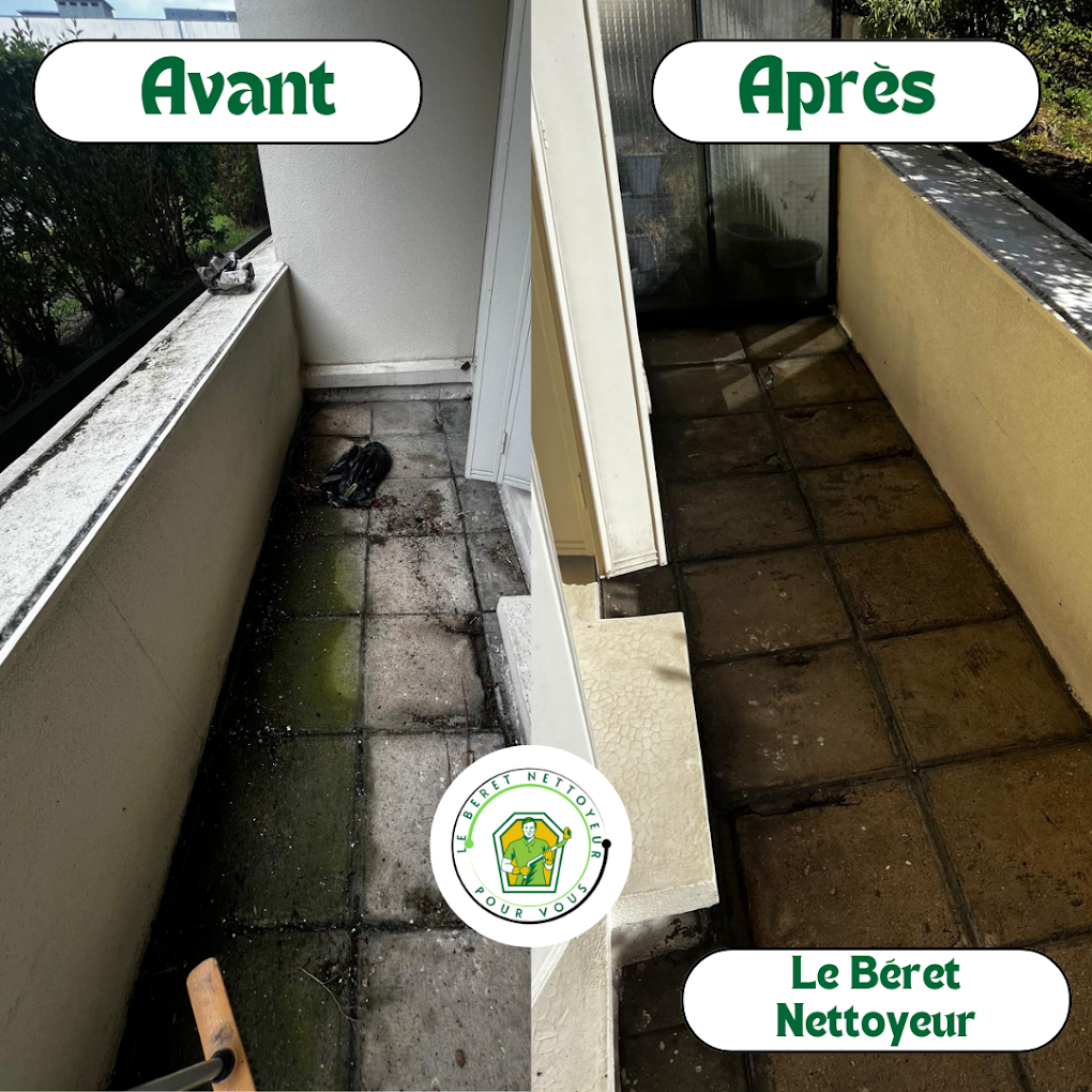 Balcon avant et après nettoyage : dalles couvertes de mousse et de dépôts verts à gauche, sol nettoyé à droite.