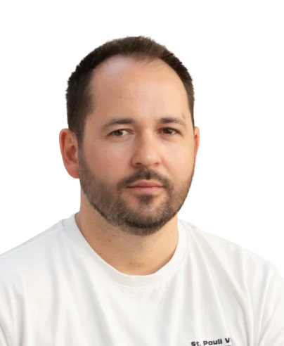 Portrait of Marius Poke, Architecture Lead at Initiativ
