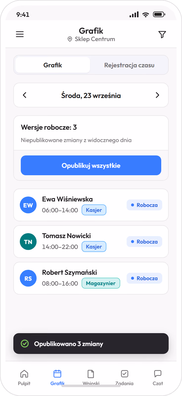 Publikacja grafiku w telefonie kierownika: zbiorcze zatwierdzenie i powiadomienie zespołu