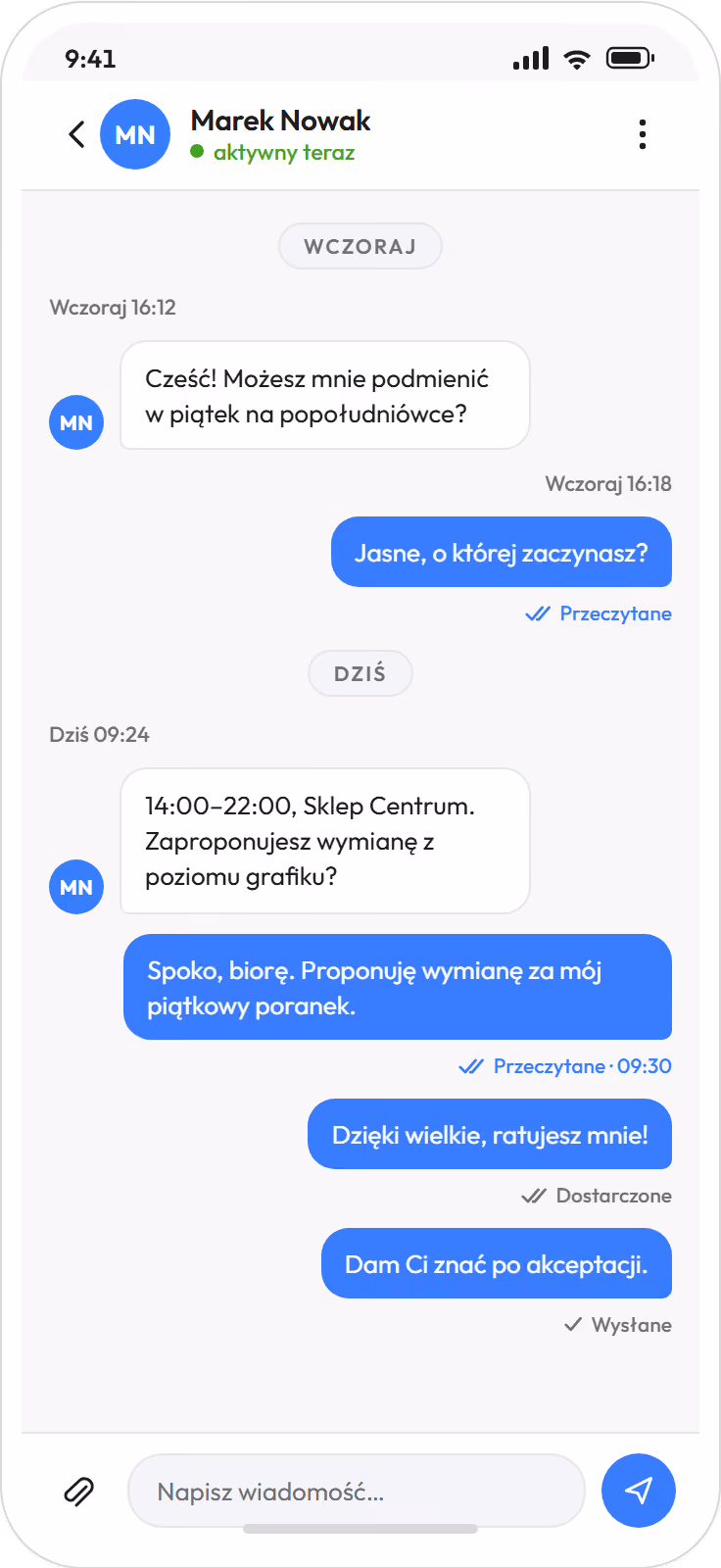 Rozmowa prywatna w aplikacji: prośba o zamianę popołudniowej zmiany w piątek, pod wiadomościami statusy Przeczytane, Dostarczone i Wysłane