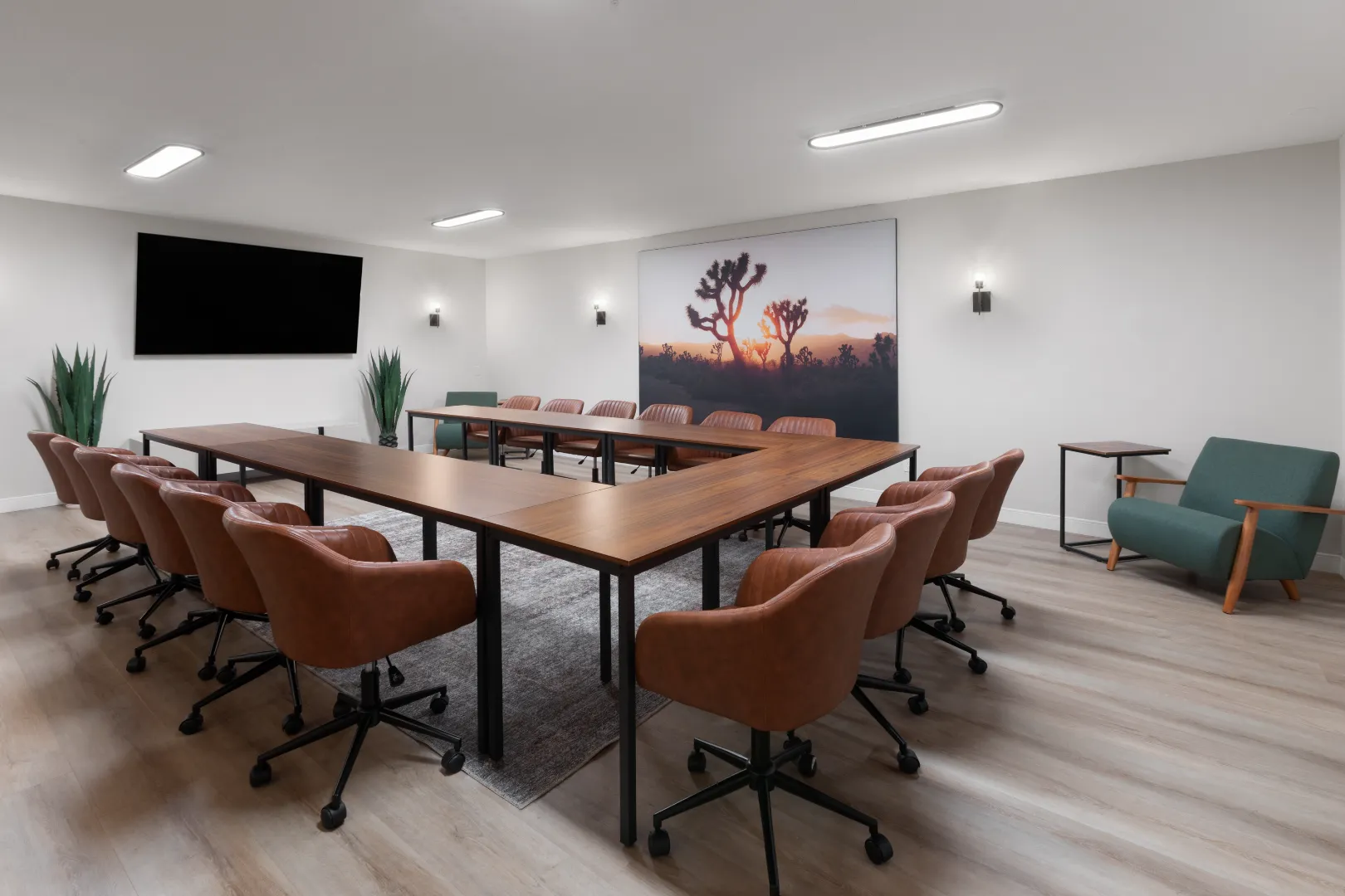 Meeting room set up in U-shape at Kokopelli Inn Sedona