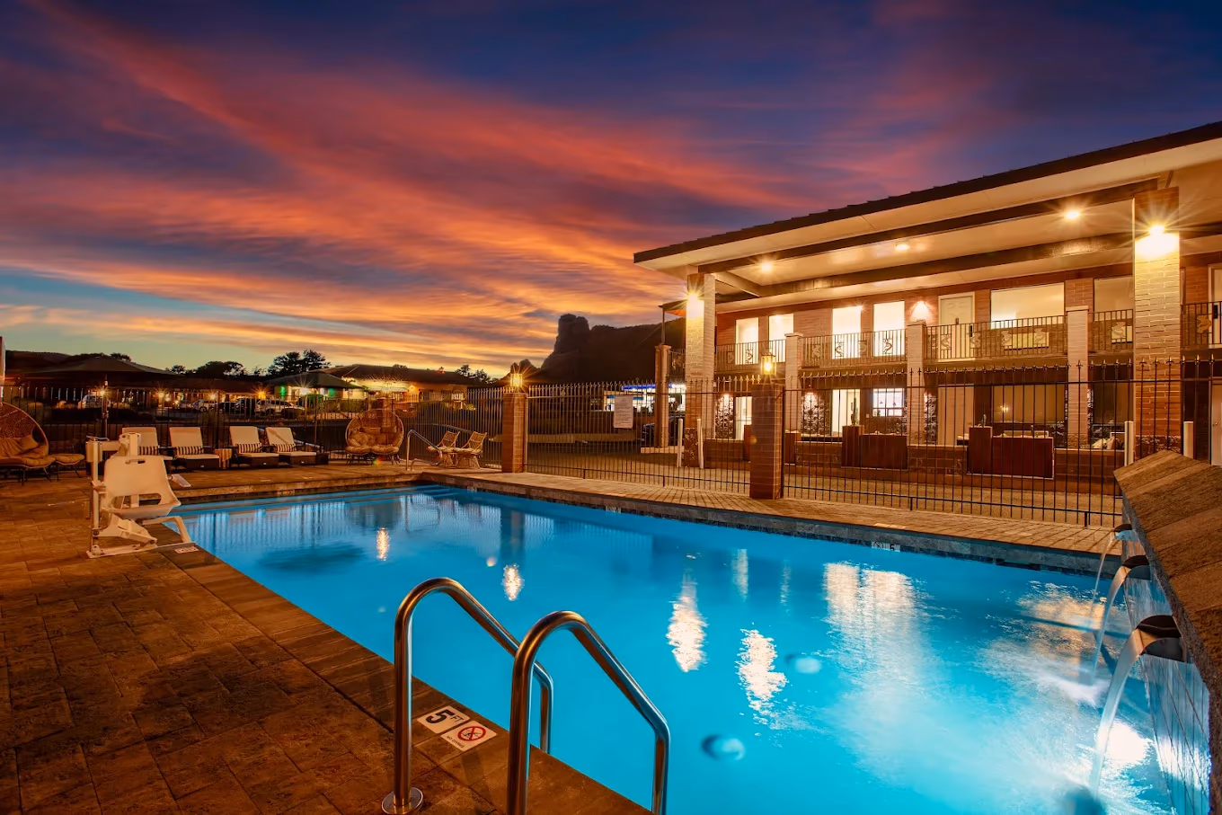 Heated outdoor pool at Kokopelli Inn Sedona