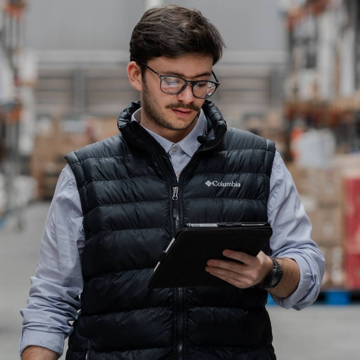 Signal-triggered B2B email marketing for industrial safety and MRO distributors