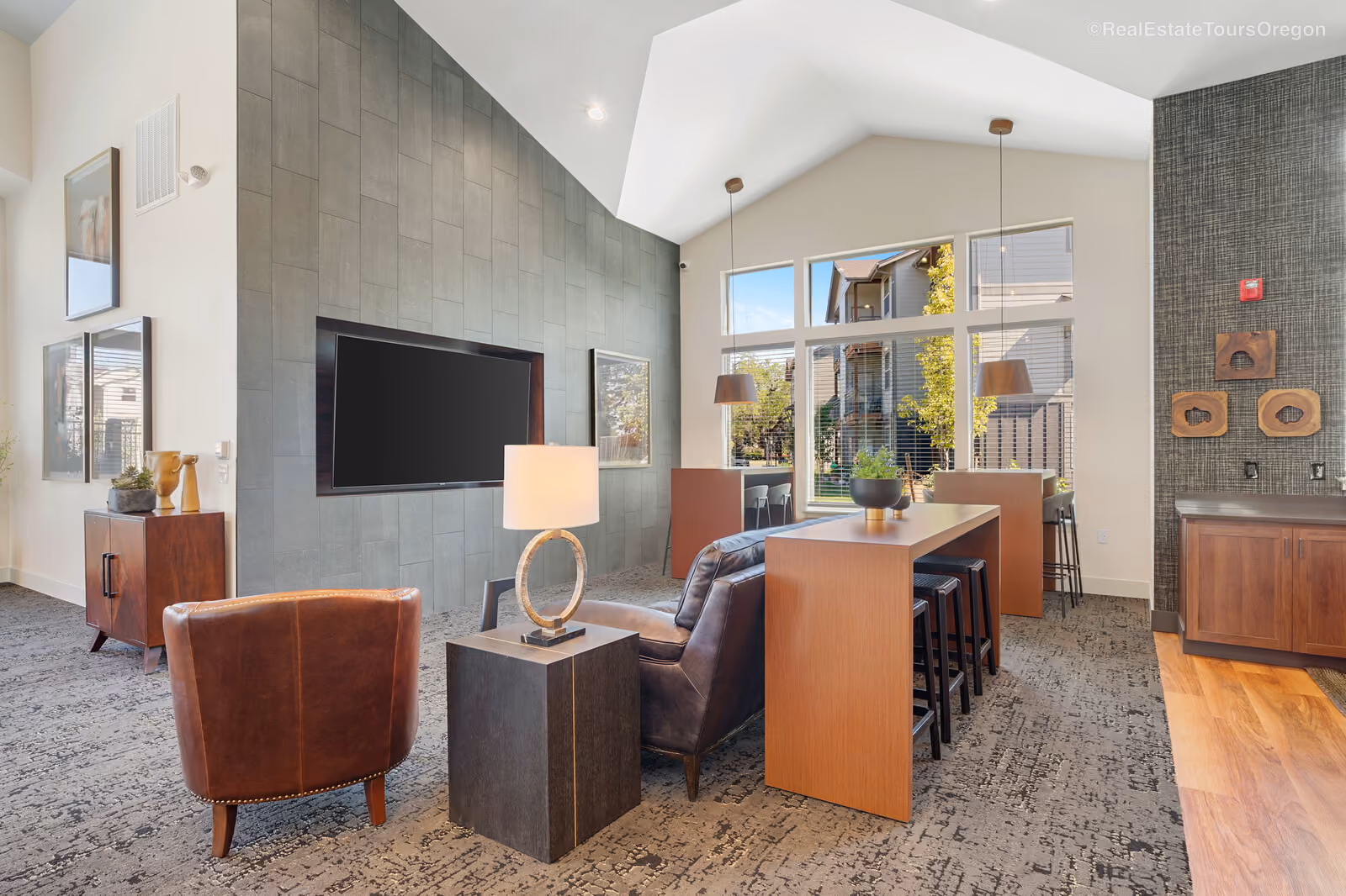 Community seating area at The Jory Apartments in Salem, Oregon