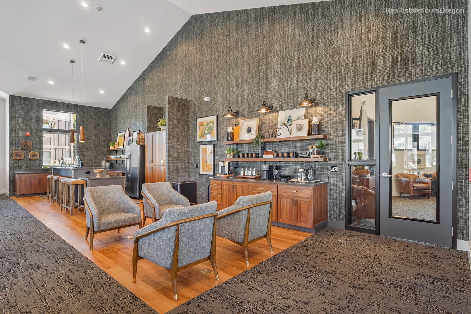 Community seating area at The Jory Apartments in Salem, Oregon