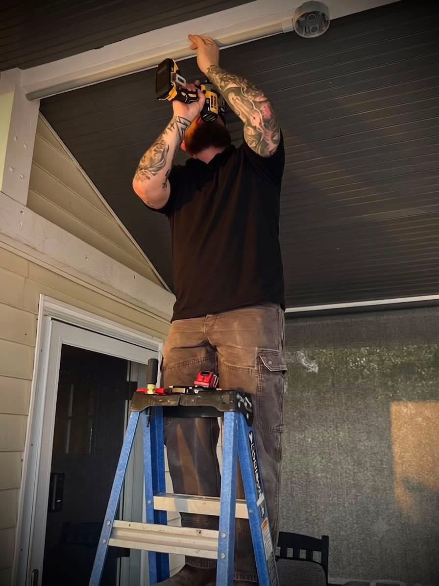 image of maintenance service team at work (for a property management company)