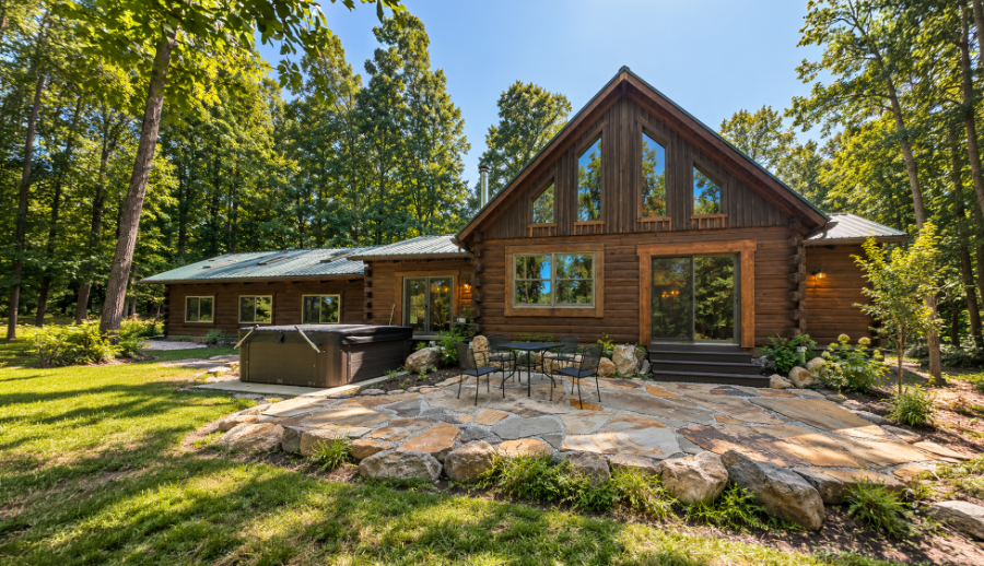 image of charming bed & breakfast exterior
