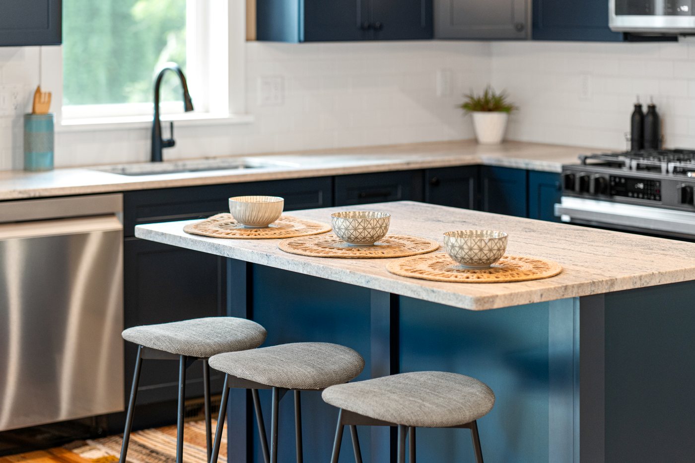 112 Alma Lane: Kitchen island