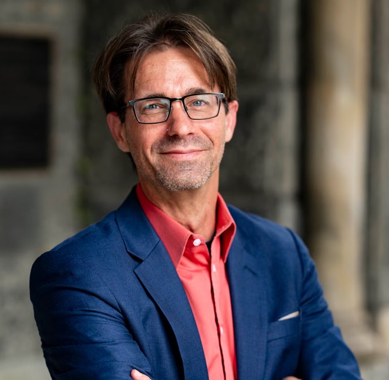 Dr. Ian M. Lyons, Associate Professor of Psychology at Georgetown University