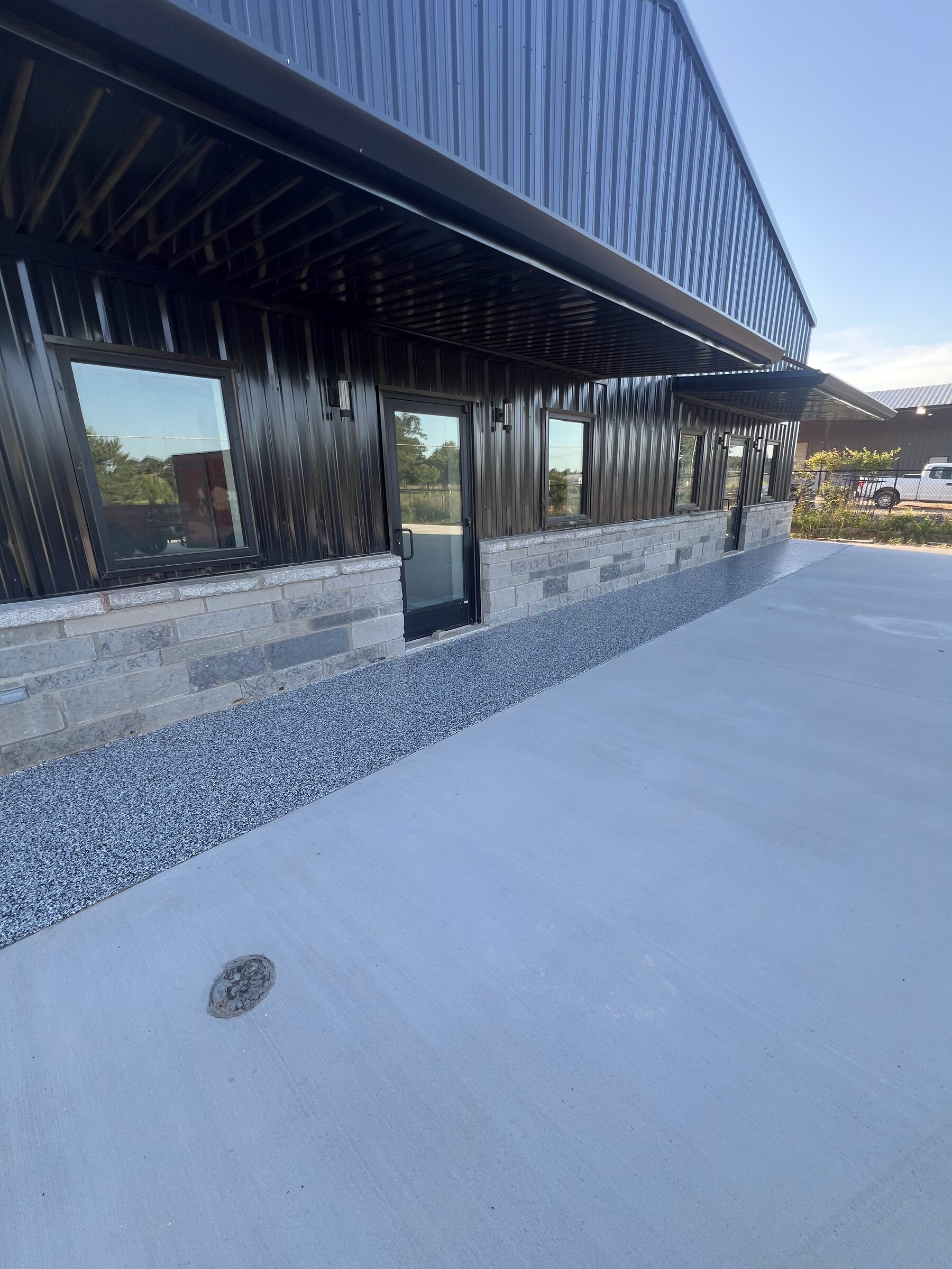 Exterior walkway, grey flake