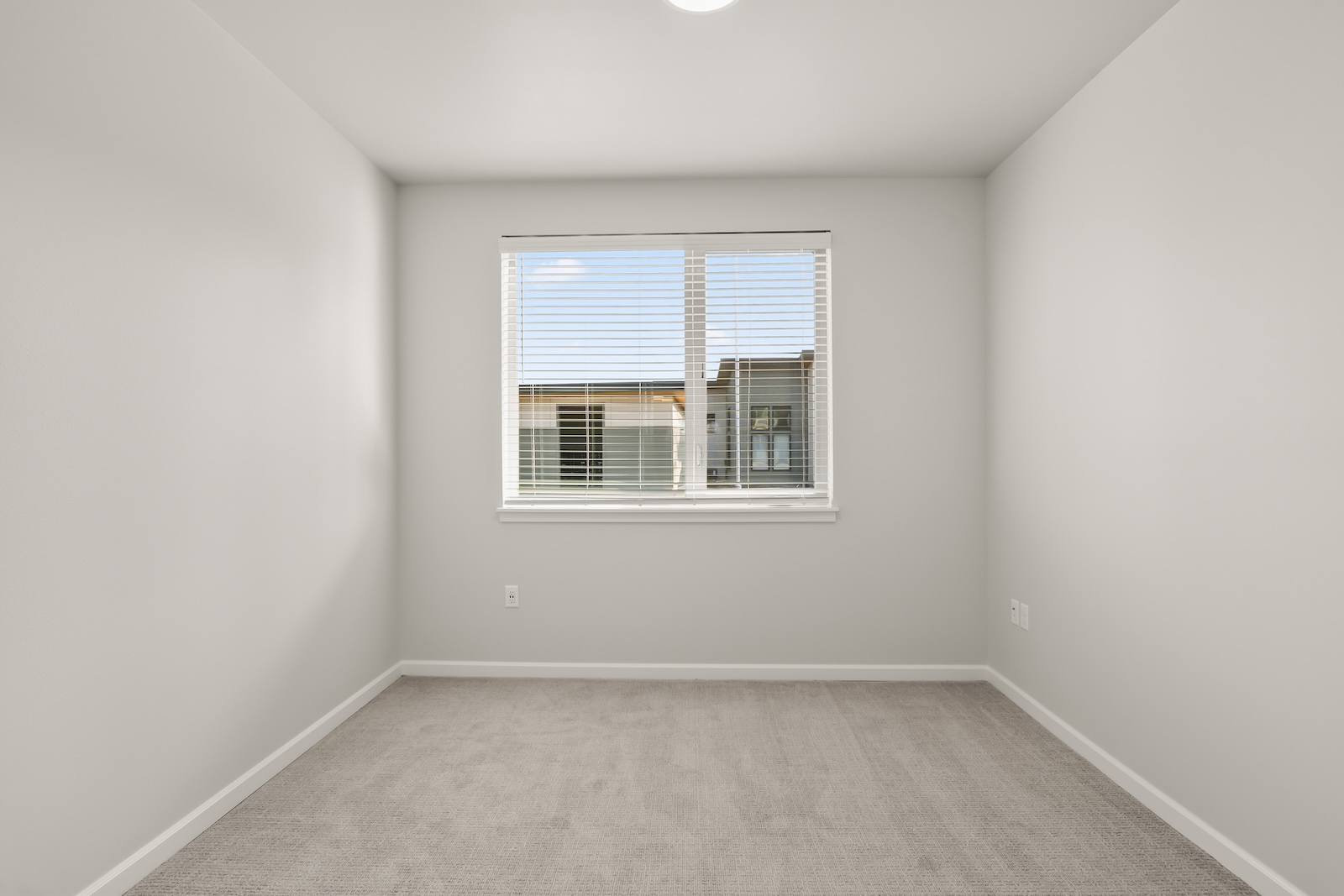1x1 Bedroom