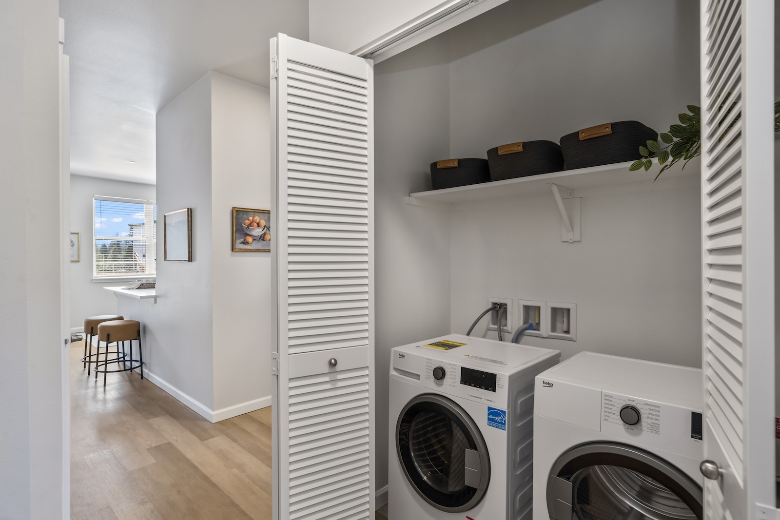 2x2 Laundry