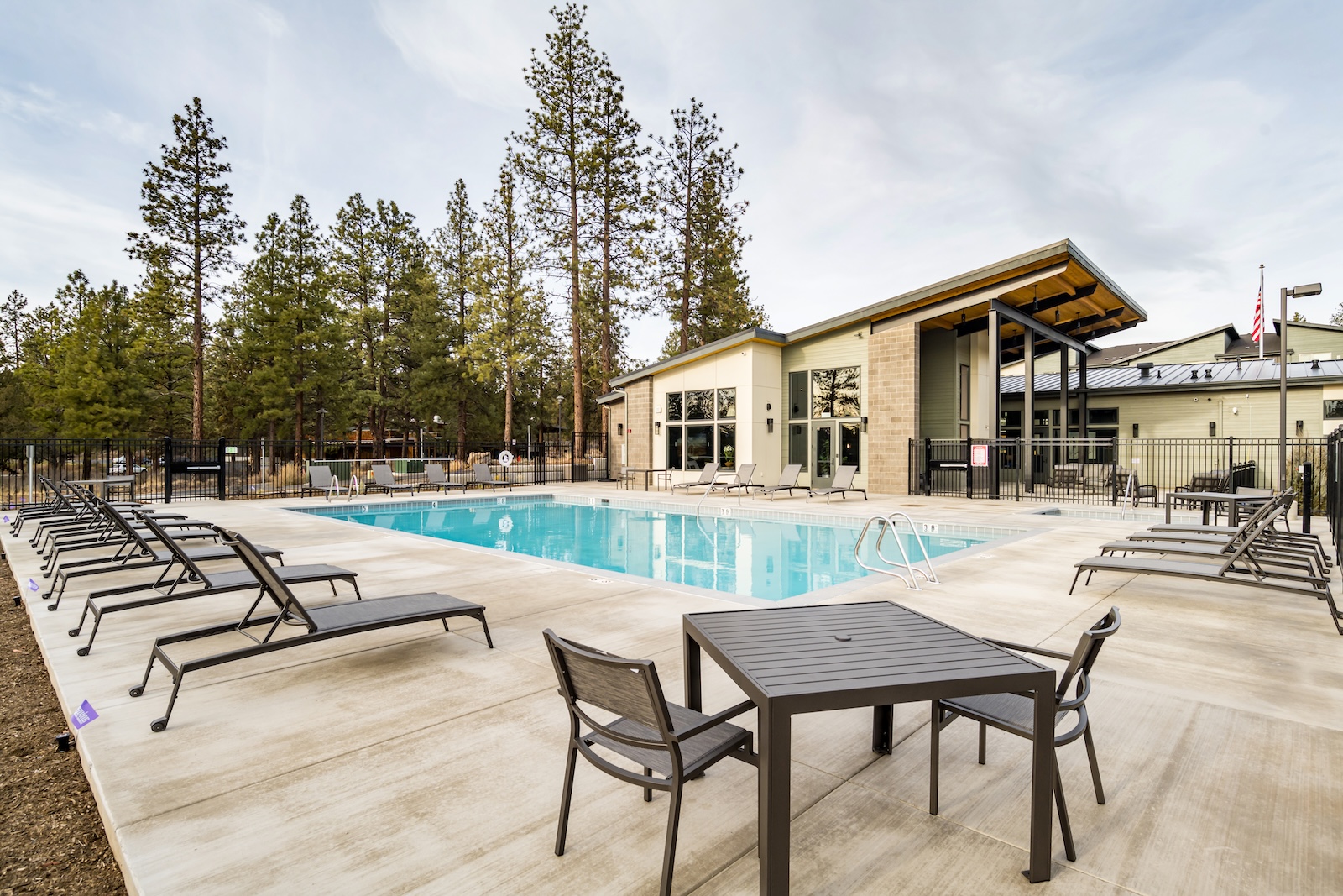 Lounges in the pool side at The Veridian in Bend, Oregon