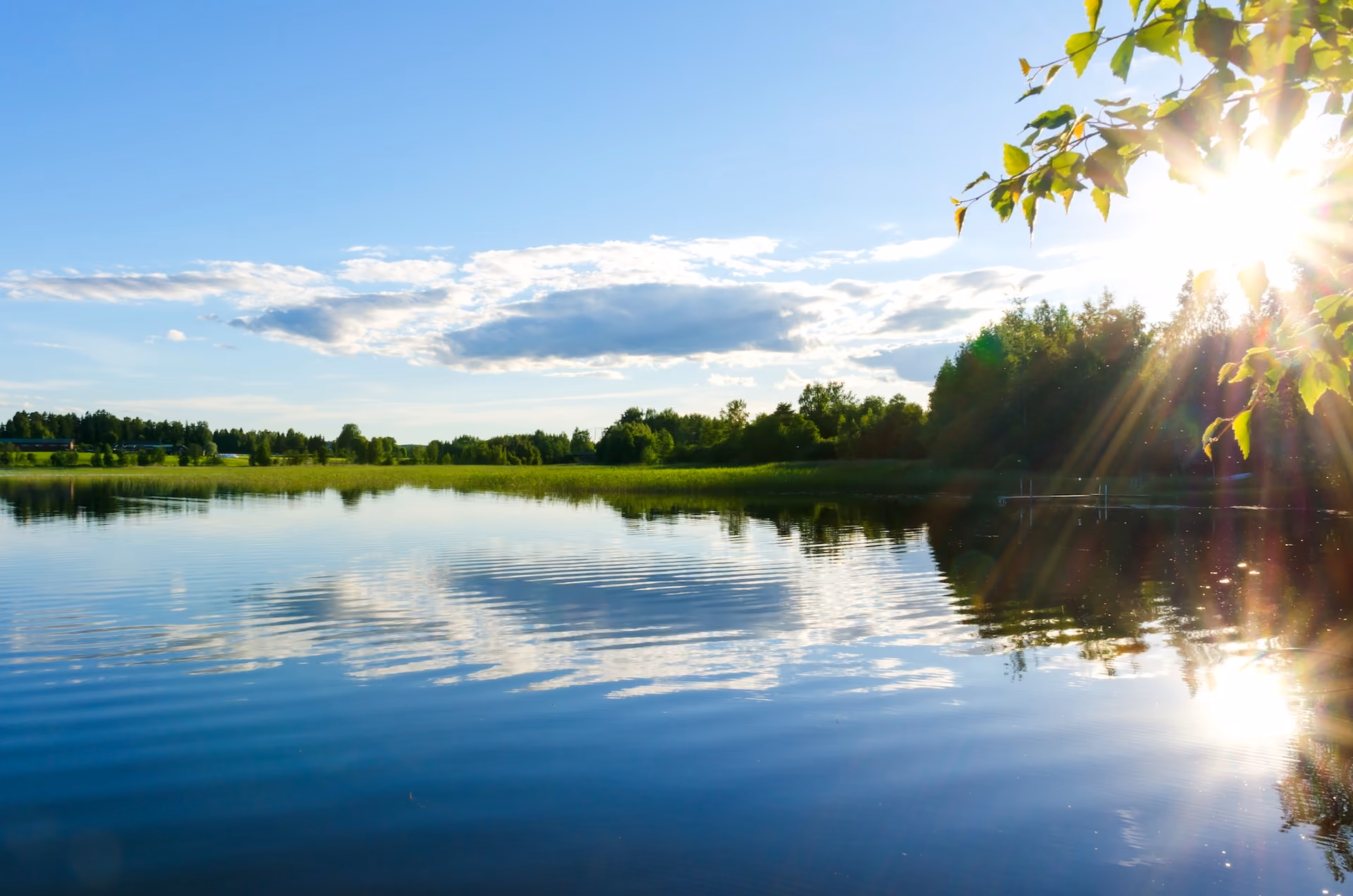 Picture of a lake