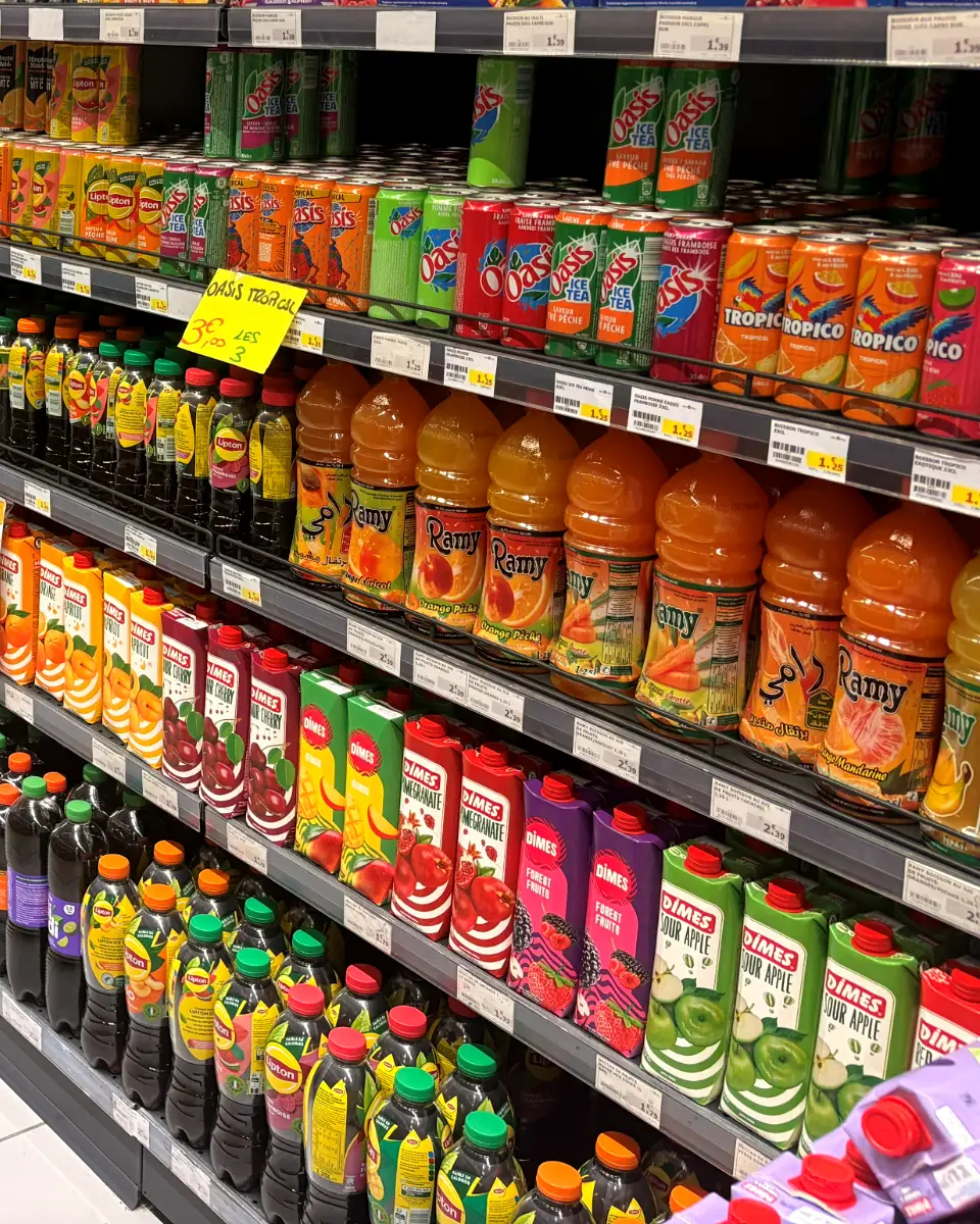 Rayon jus de fruits, sodas et eaux du magasin Discontal