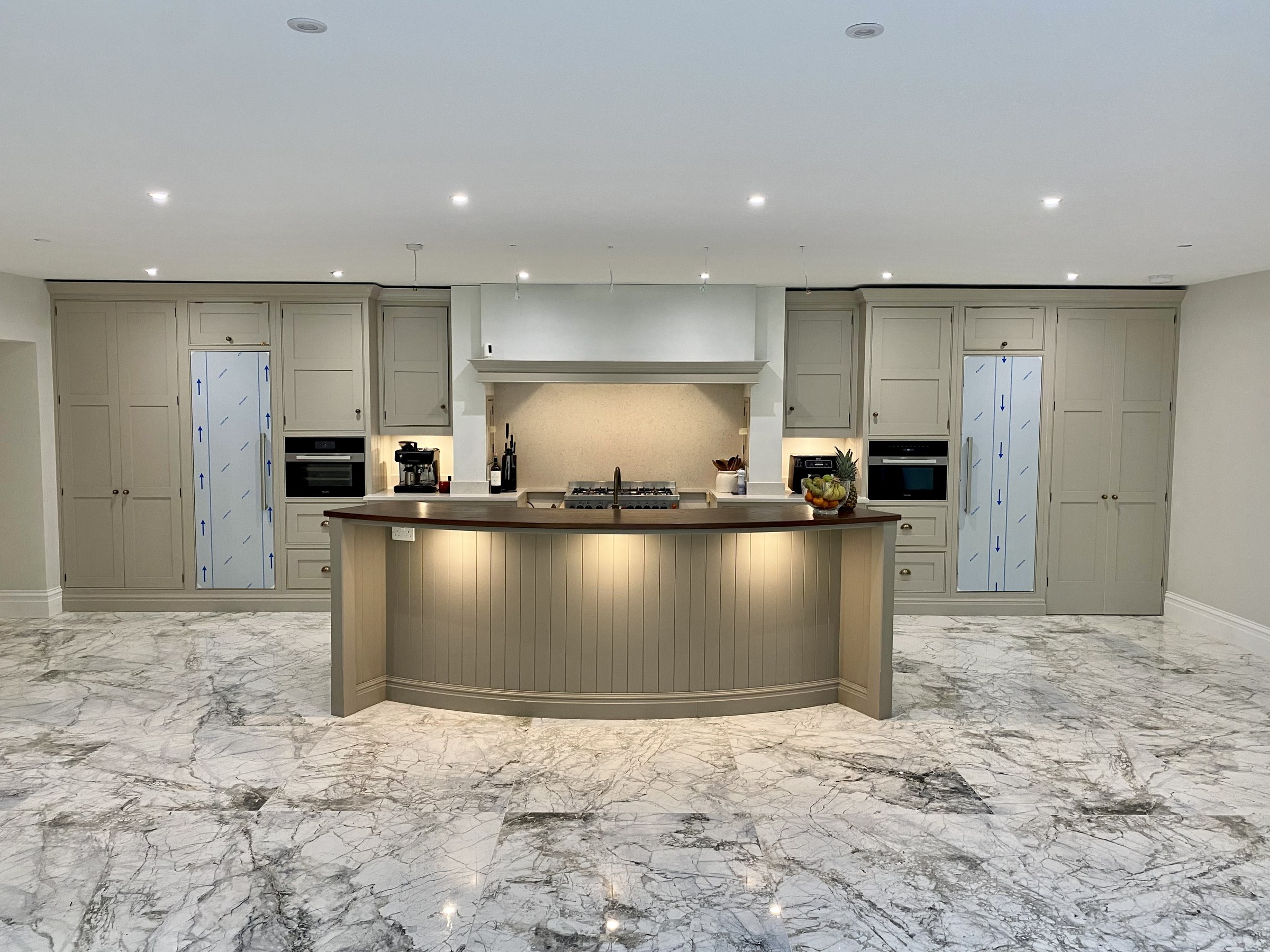 Completed Hillside kitchen and island