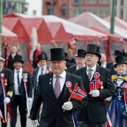 Komiteens medlemmer i Morgenprosesjonen