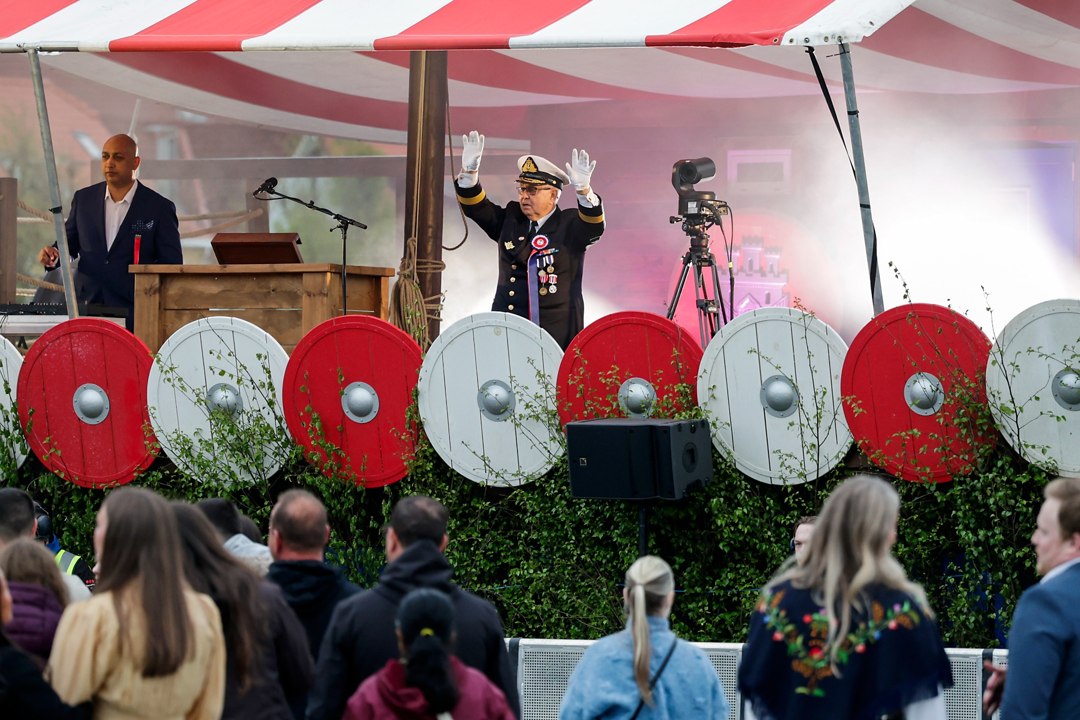 Sceneshow på Vikingskipet – _SKR6251