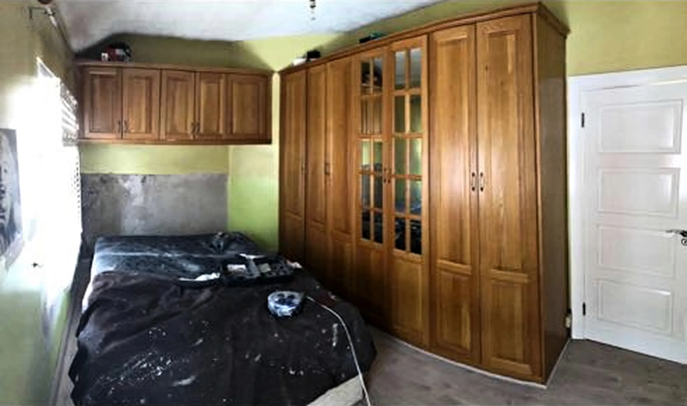 Painted woodwork — before