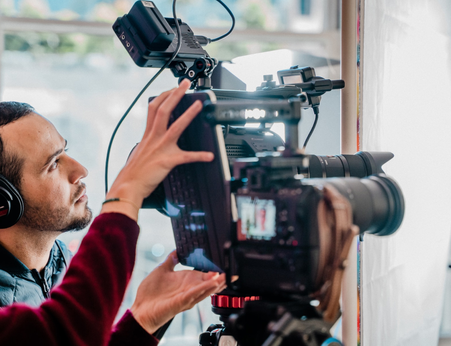 The Evolution of Television: From Broadcast to Streaming and Beyond