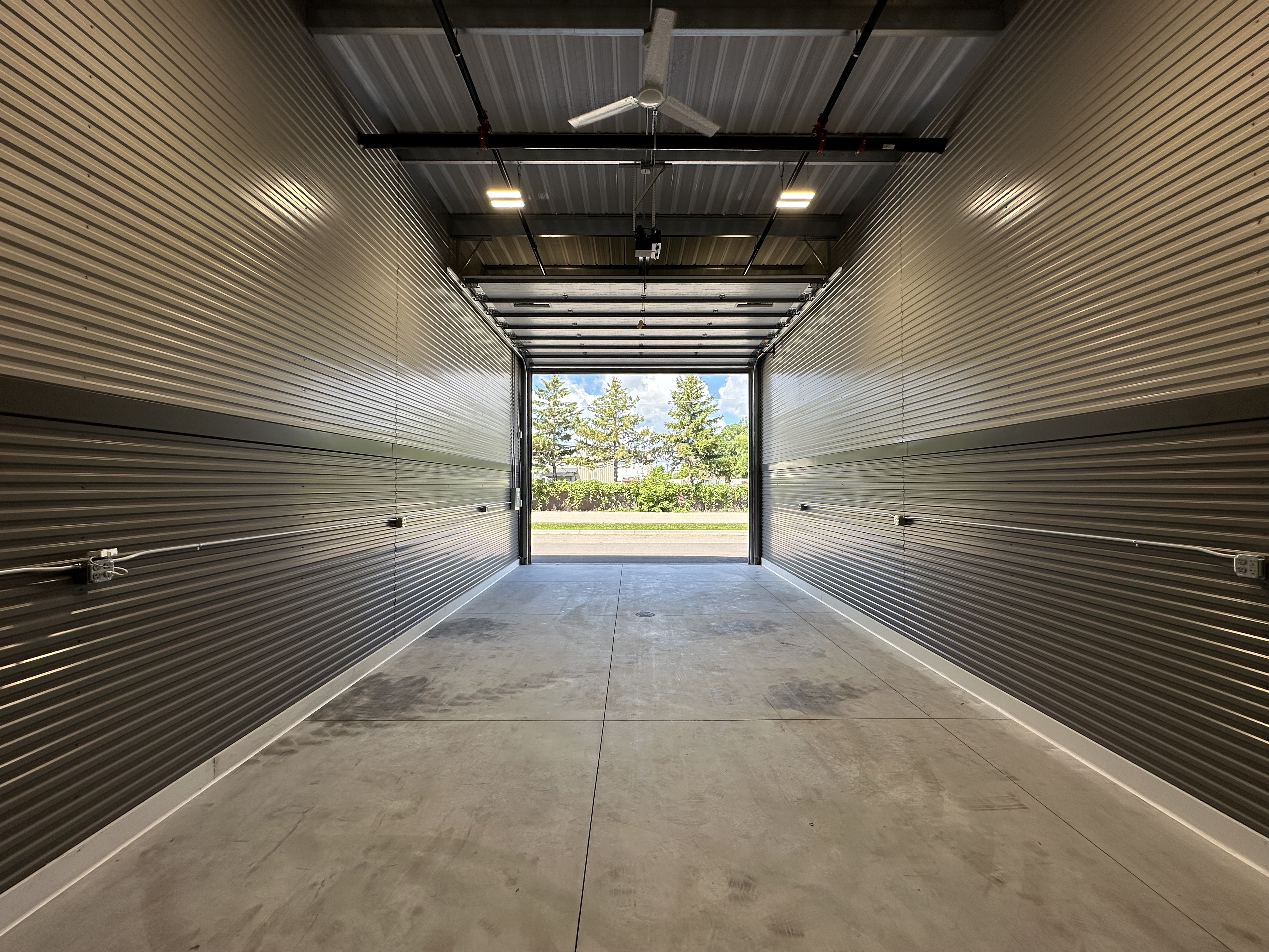 Standard 18x40 Prior Lake interior facing overhead door