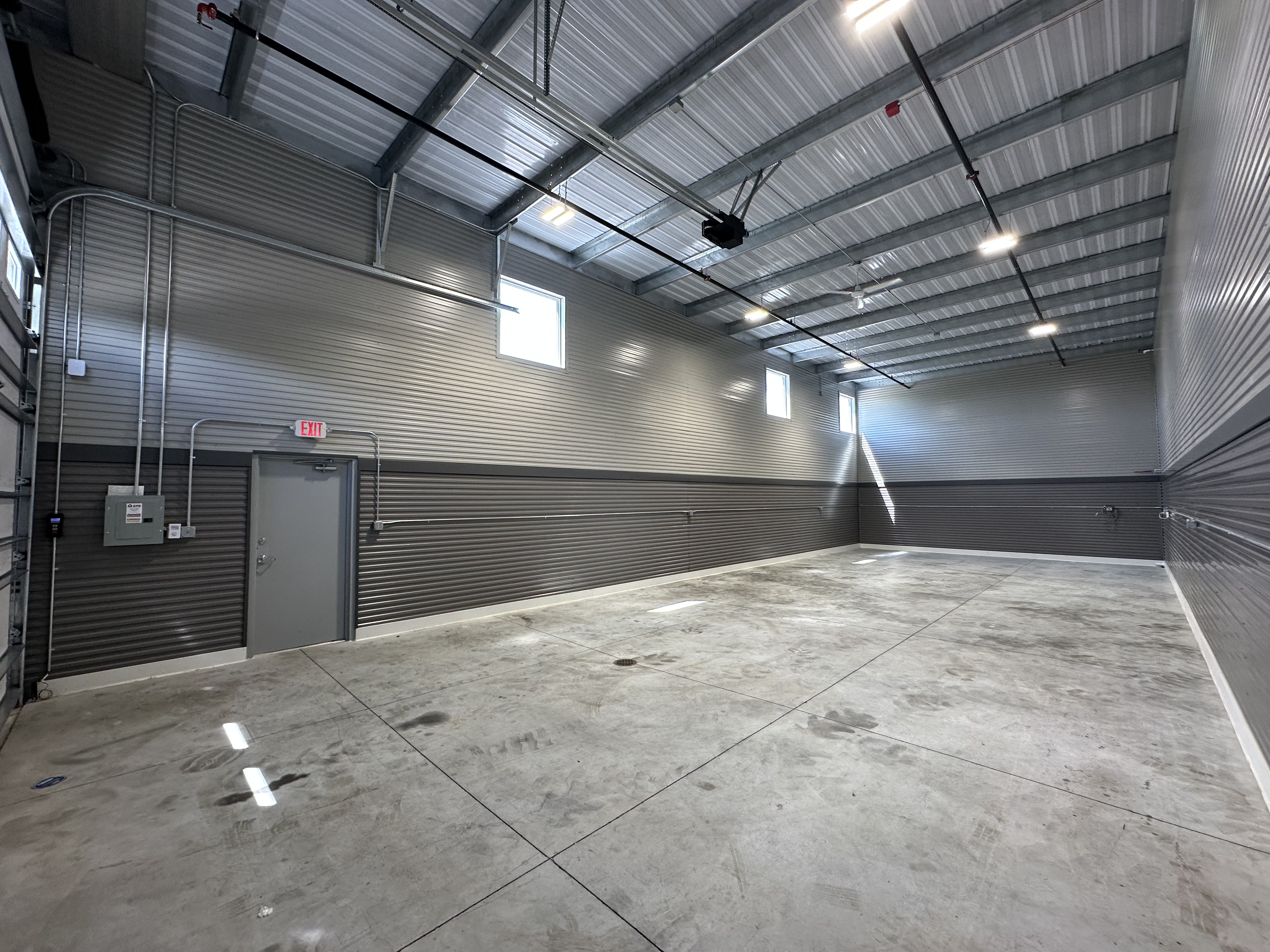 Standard 24x60 Prior Lake interior with service door and electrical panel