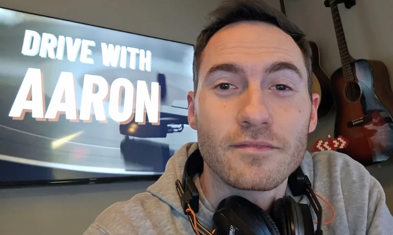Aaron on air at 104.9 the WOLF