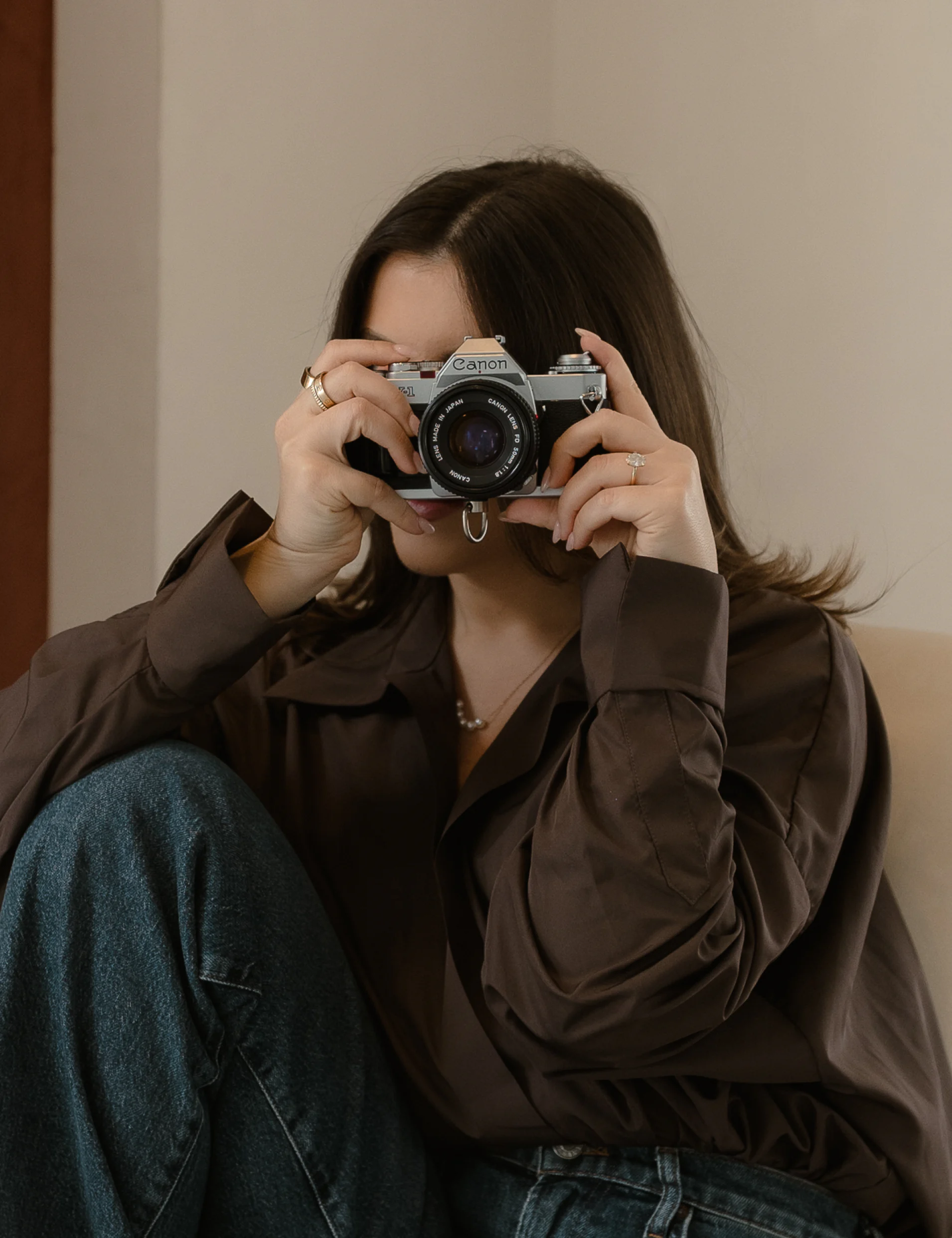 Giulia Guerrieri with a camera