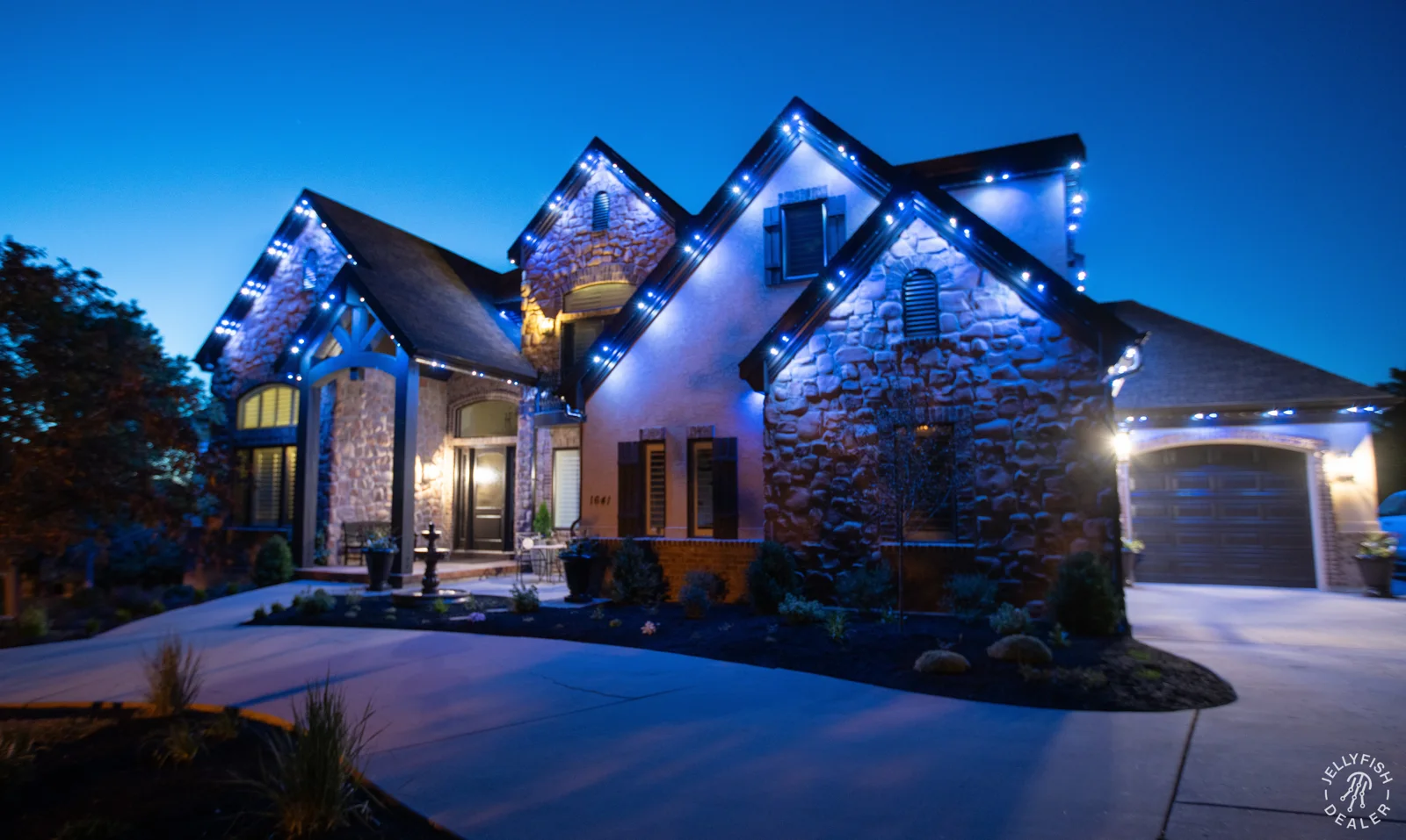 Blue and white JellyFish lights for team-inspired game-day colors.