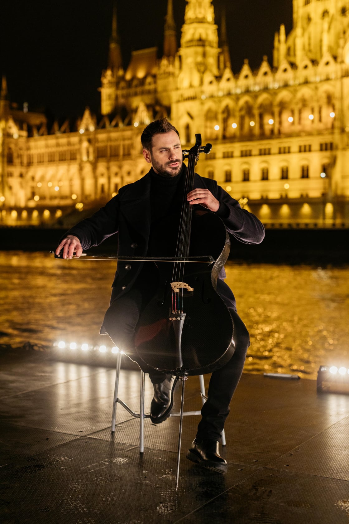 HAUSER Announces "Rebel With a Cello," His First Solo World Tour