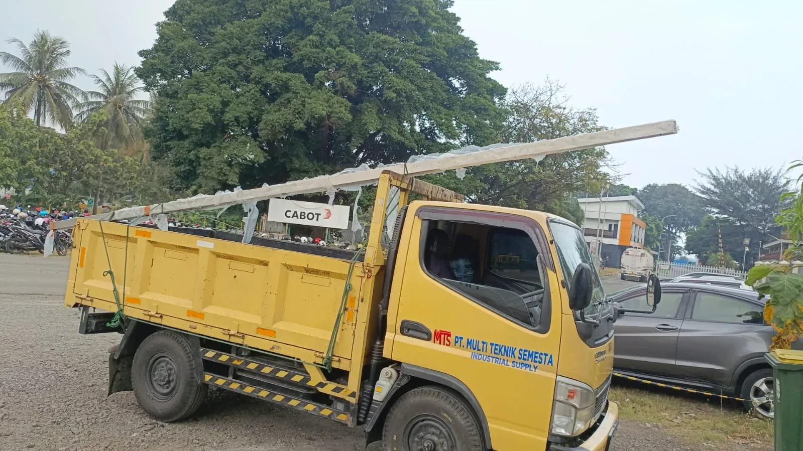 MTS delivery truck