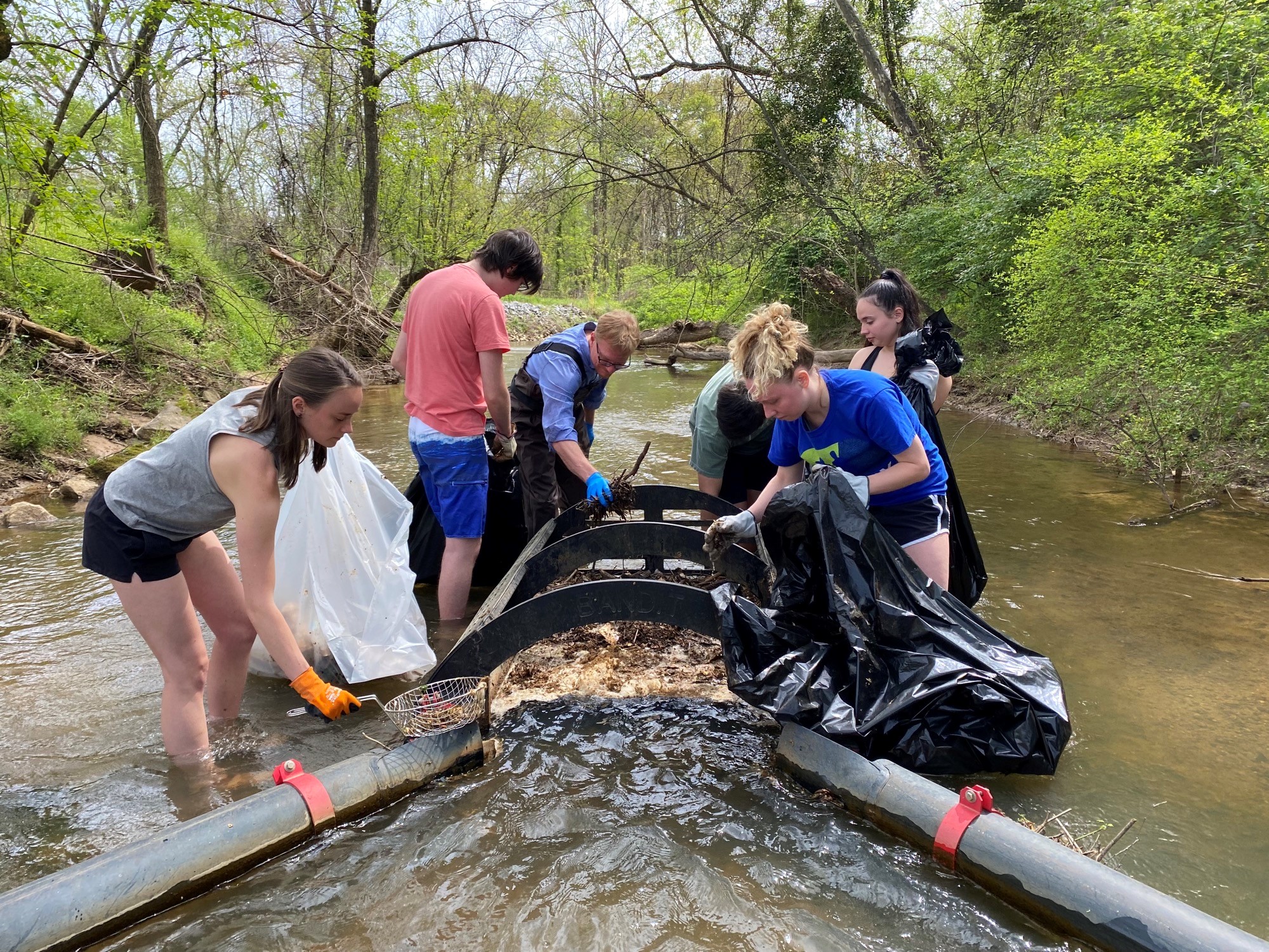 UGA students cleaning a Bandalong Bandit in Athens, Georgia, where three Bandits are installed. Educational use underscores its role in sustainability education.
