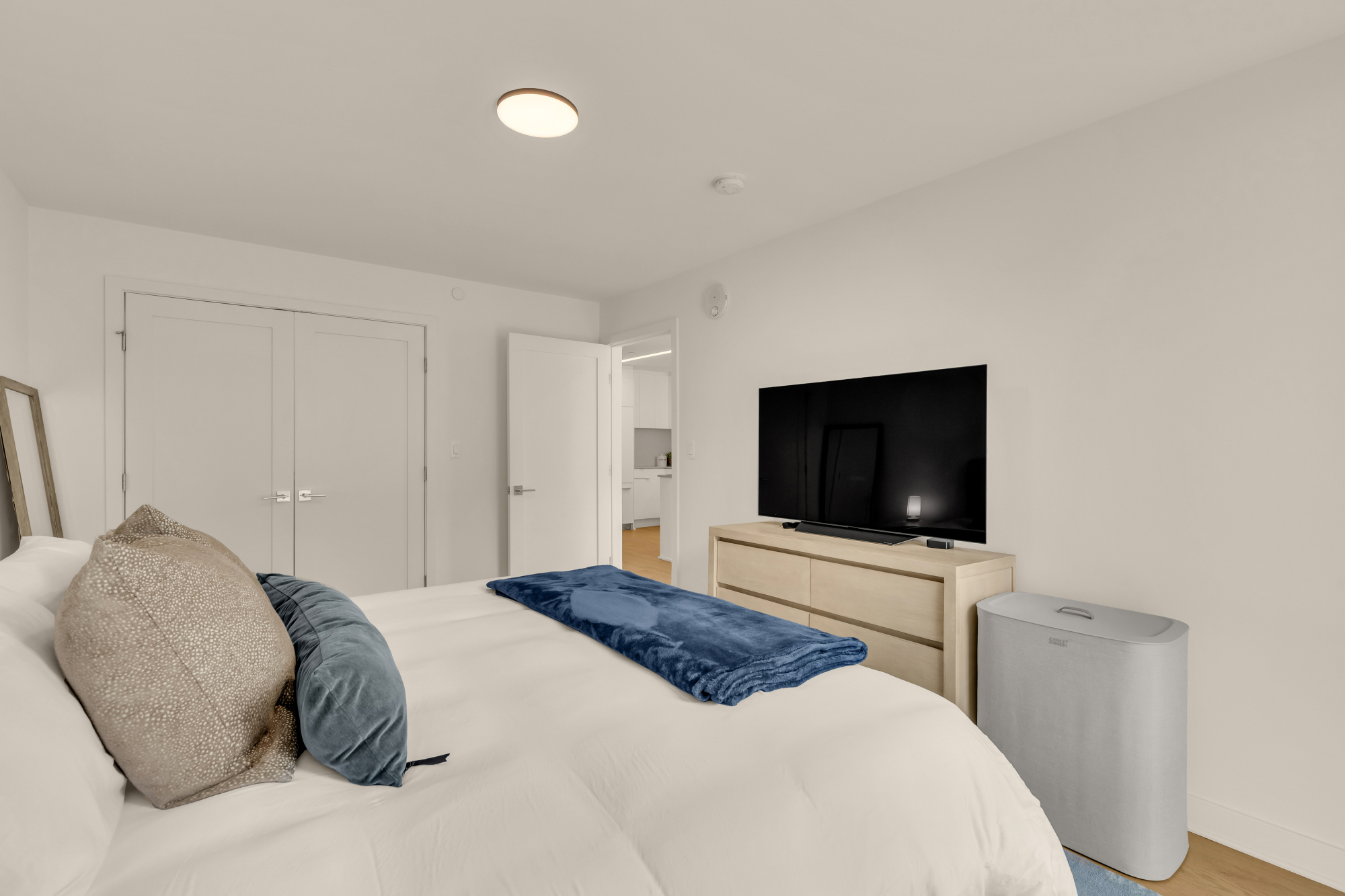 Interior view 7