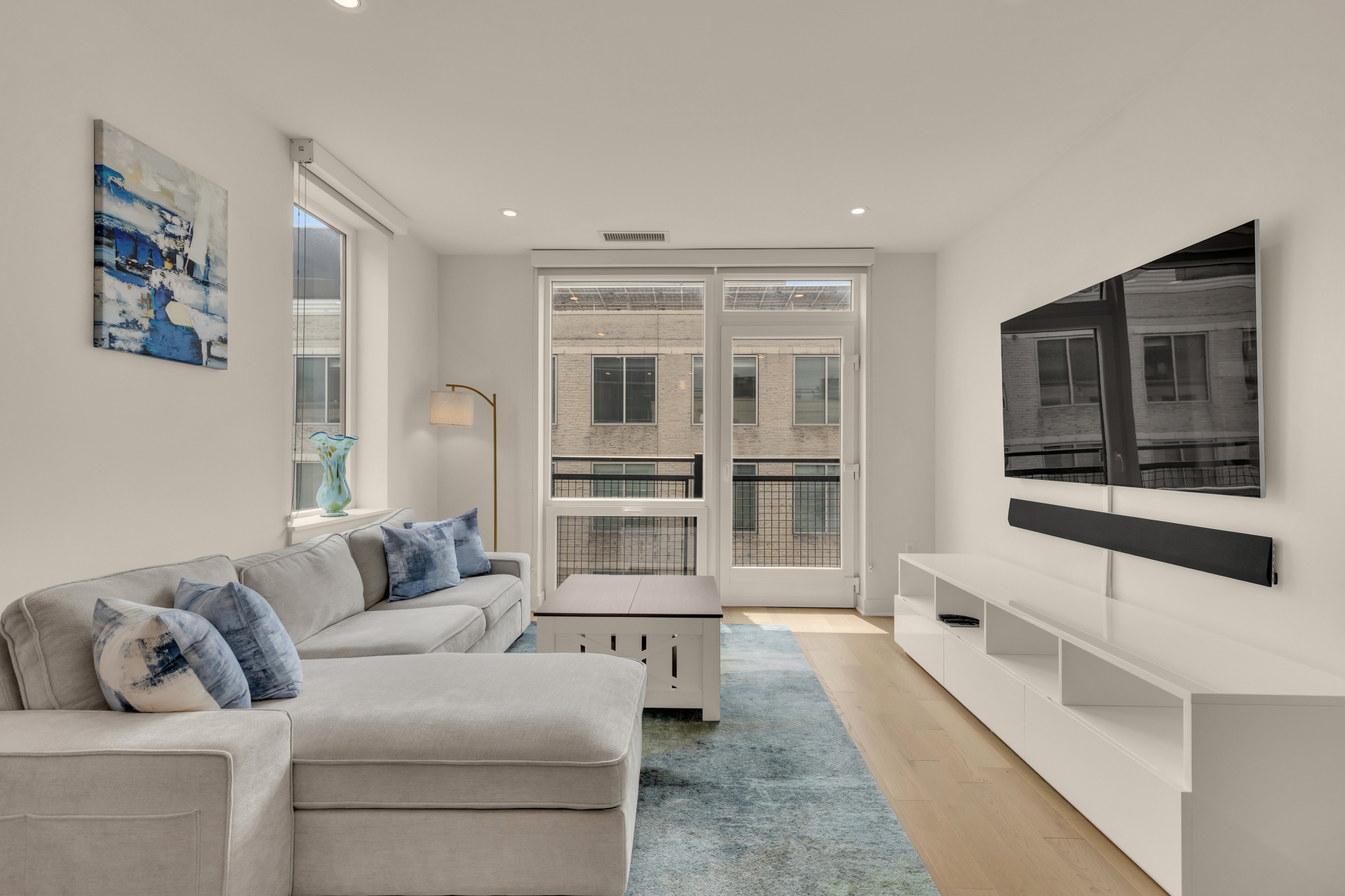 Interior view 5