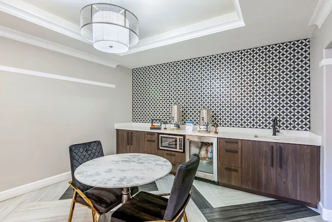 4550 Cherry Creek