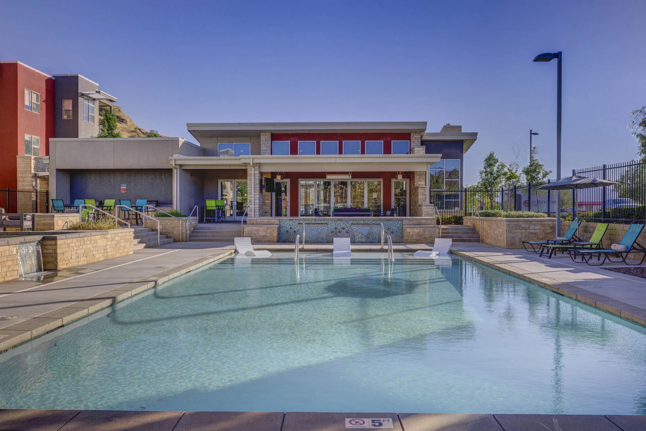 Eaglewood Apartments