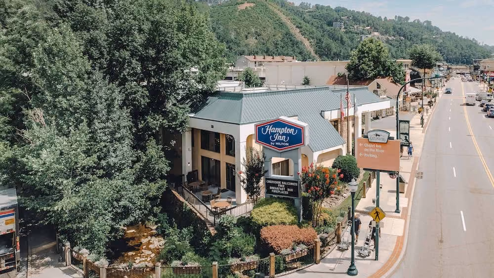 Hampton Inn - Gatlinburg Remodel