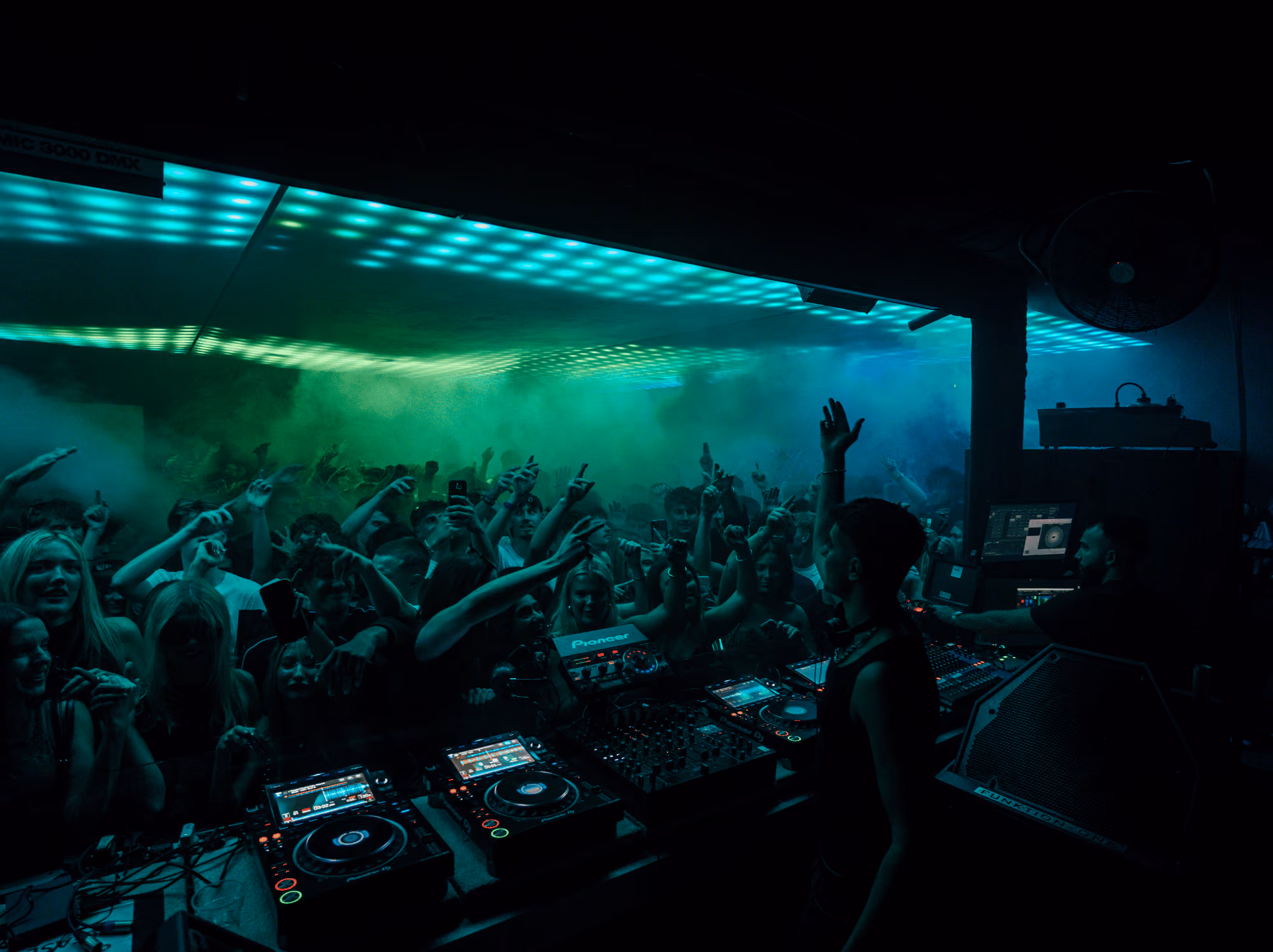 Mint Warehouse Refurb